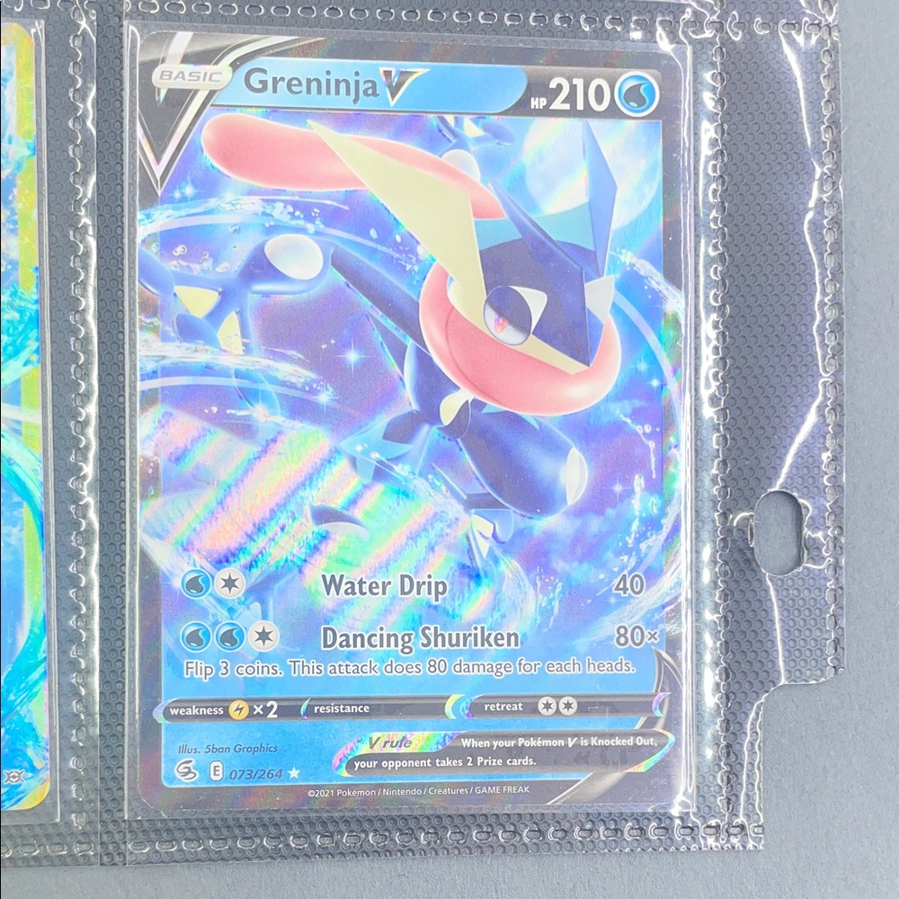 Pokemon Greninja V Trading Card - Blue and Yellow